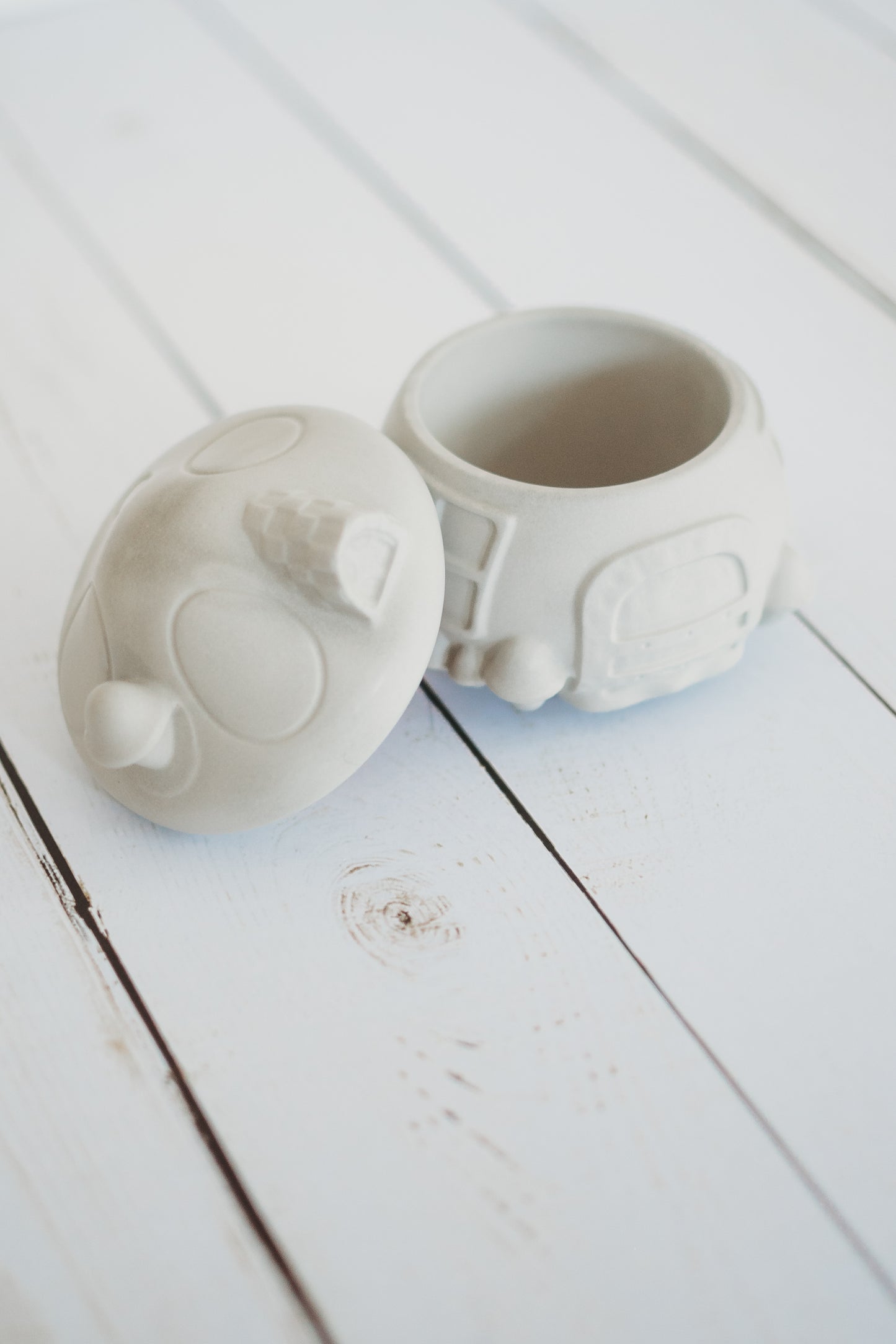 Handmade Concrete Mushroom Decor: Modern Mantel Decor