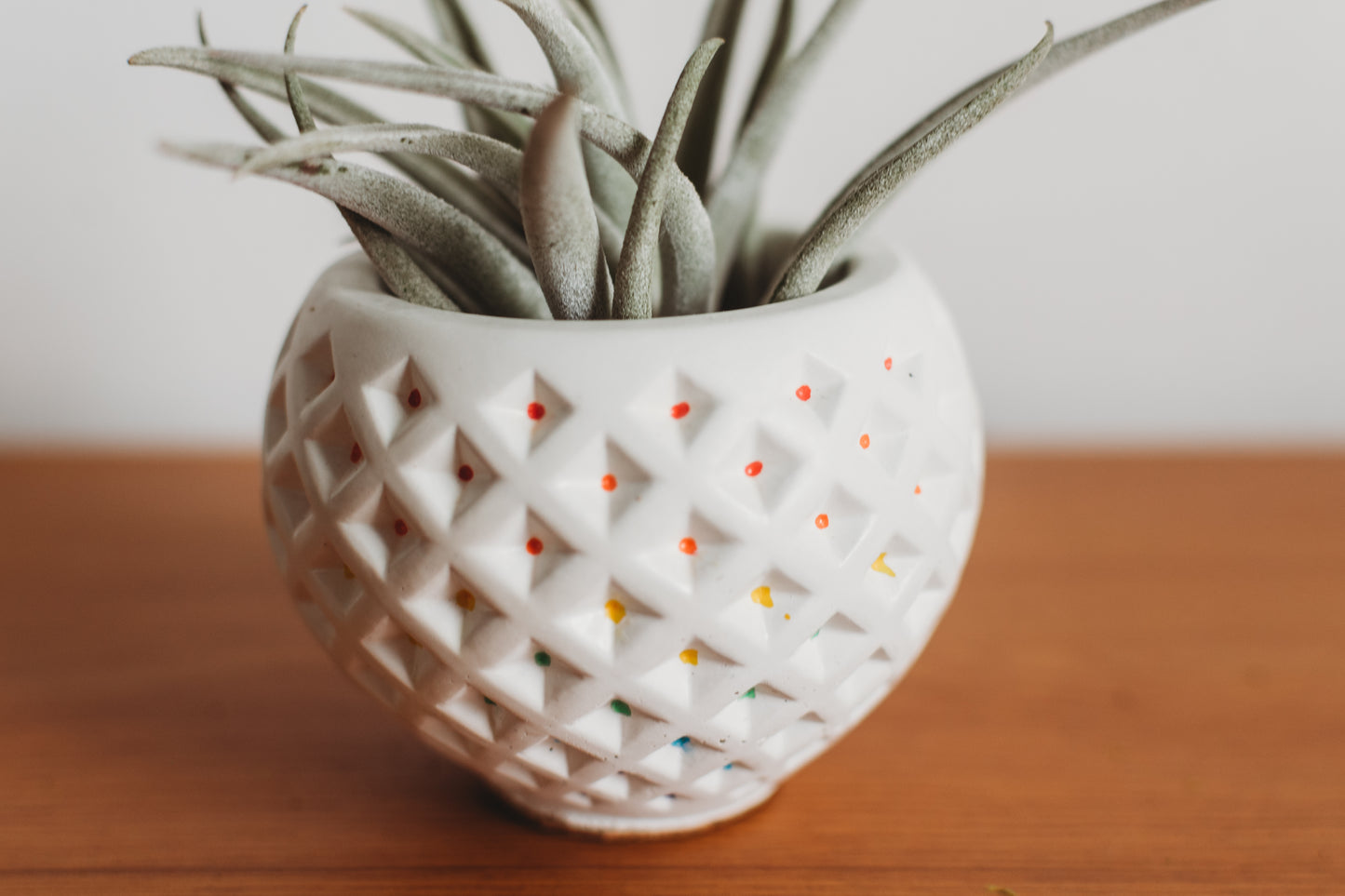 Small Diamond-Patterned Holder | Handmade Concrete Holder | Geometric Cement Planter